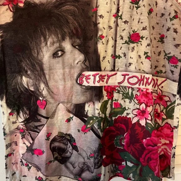 Rare Betsey Johnson oversized tank size large - Picture 2 of 10